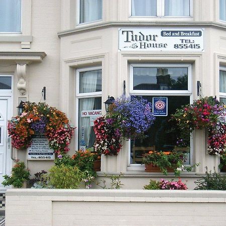 Tudor House Great Yarmouth Bagian luar foto